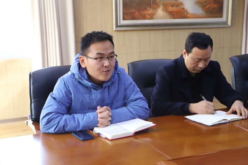 政教主任禹可對新教師班主任工作提出要求.JPG